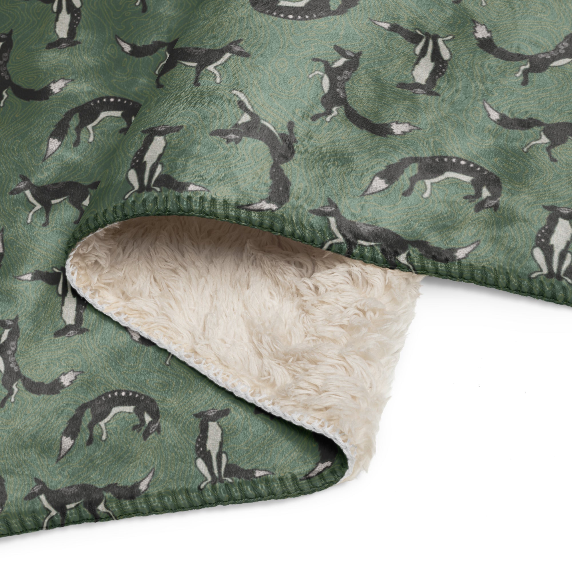 Moss Foxes Sherpa blanket