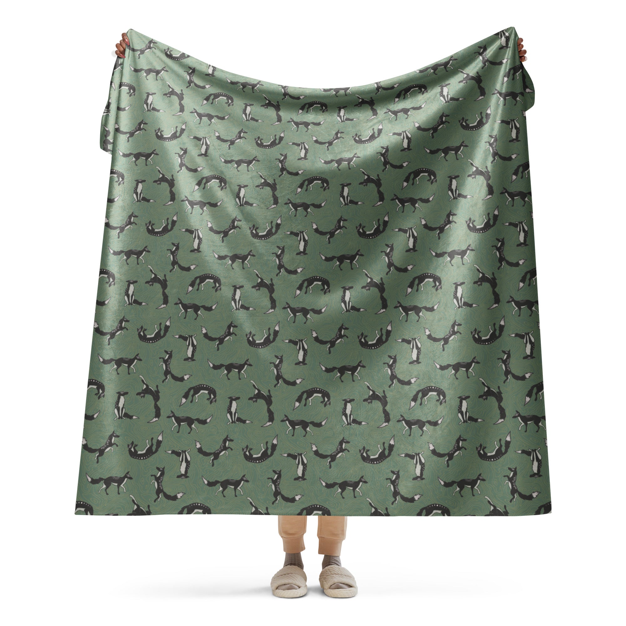 Moss Foxes Sherpa blanket