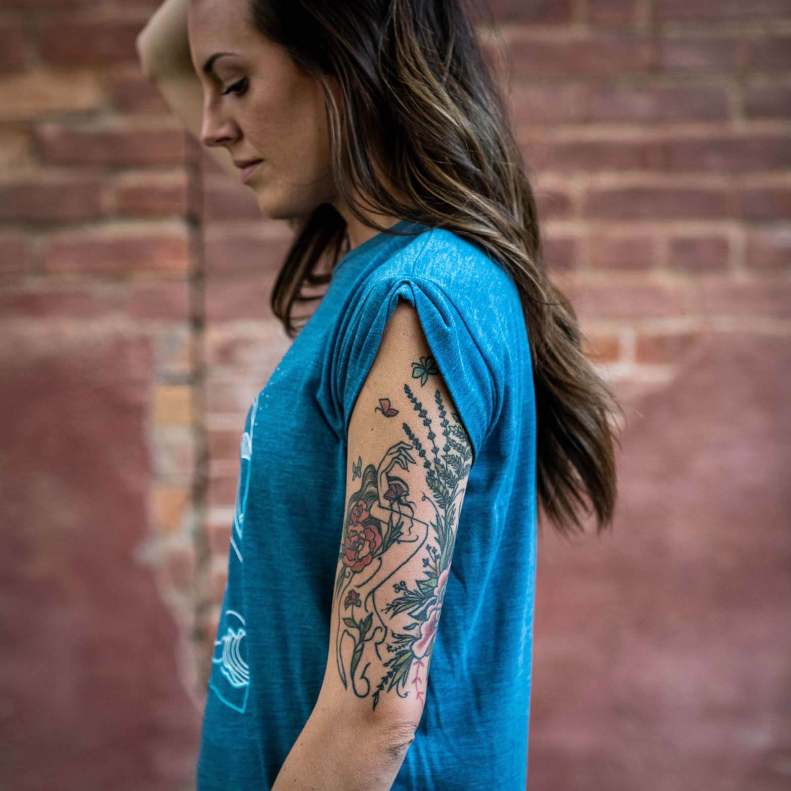 Mountains to Sea Rolled Cuffs Flowy Shirt | Heather Teal - Ketsol