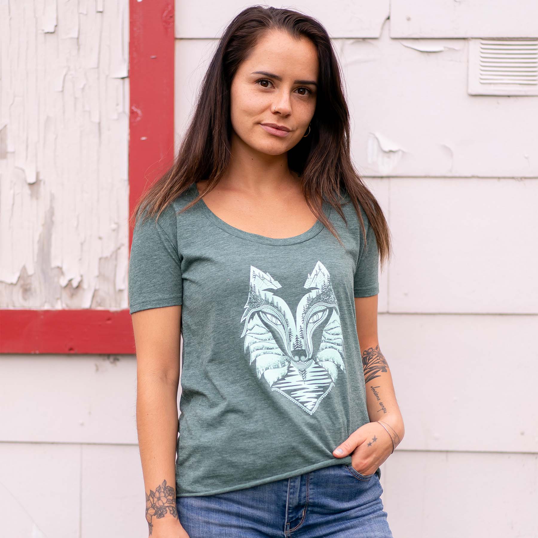 Wolf Scoop T-shirt | Pine - Ketsol